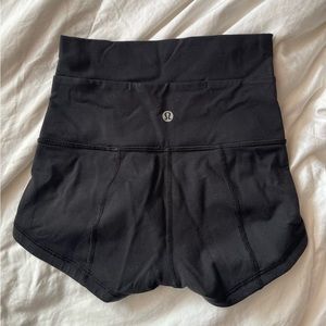 LULULEMON BIKER SHORTS